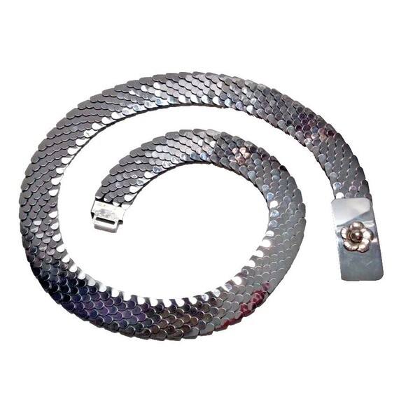 Silver Tone Stretch Belt Flower Plate Size Medium Hook & Eye Closure 34 Inch - Picture 6 of 7